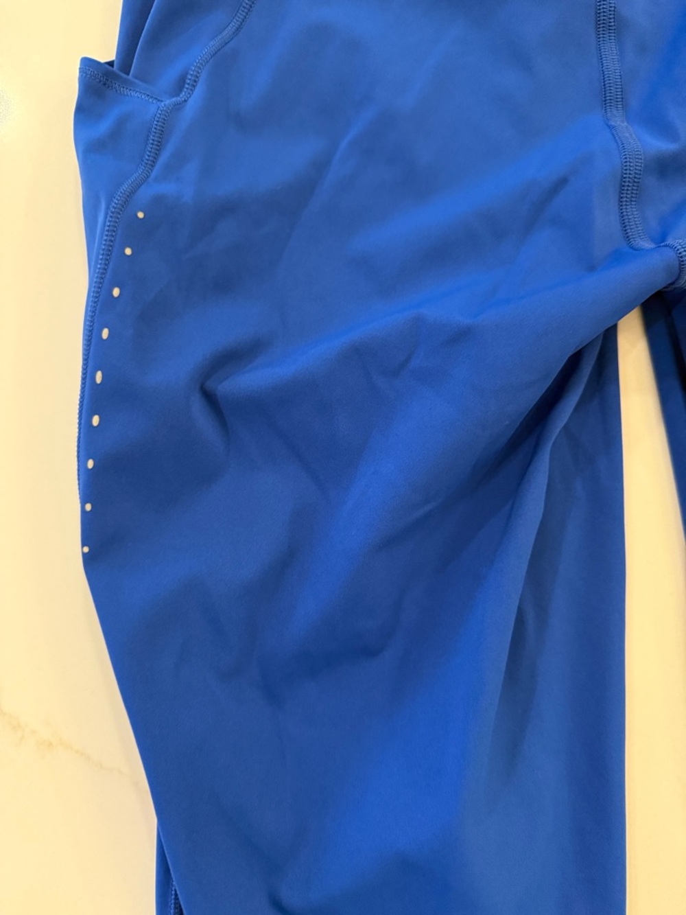 Lululemon Blue Athletic Leggings with Side Pockets - Picture 3 of 9